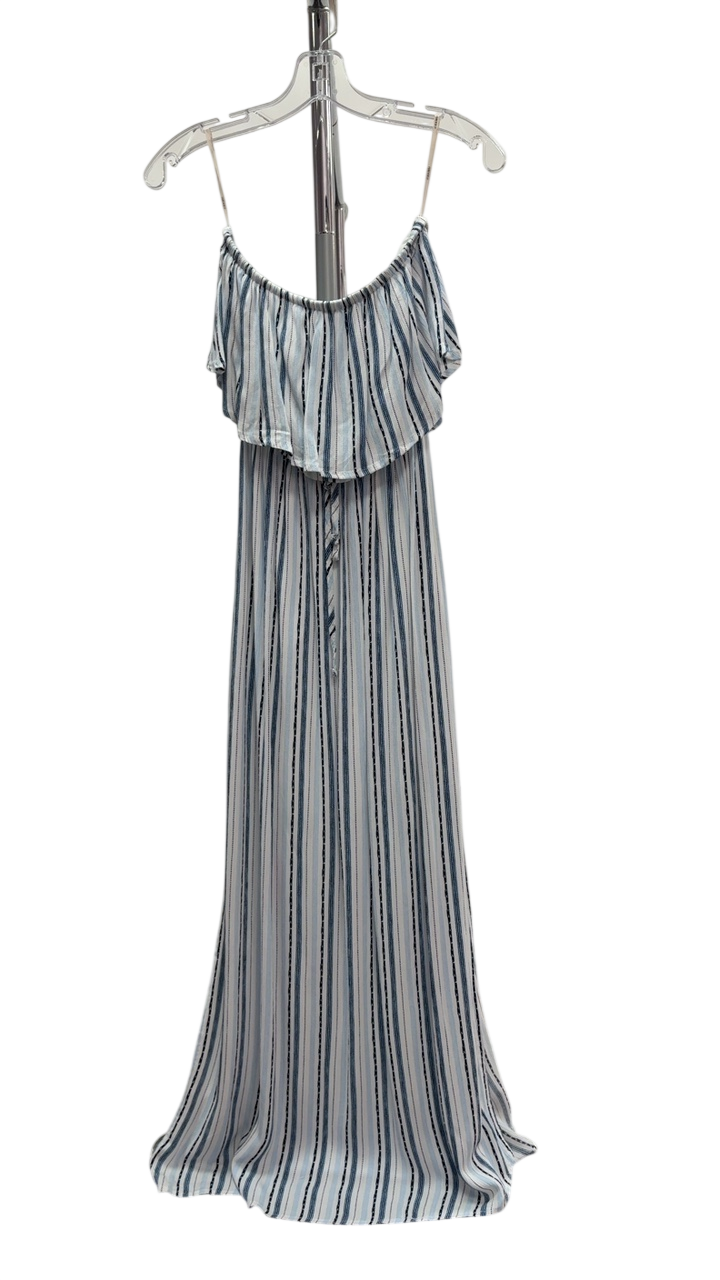 Forever 21 Dress Medium Light Blue and White Rise Up Consignments Forever 21 Dress Medium Light Blue and White Rise Up Consignments